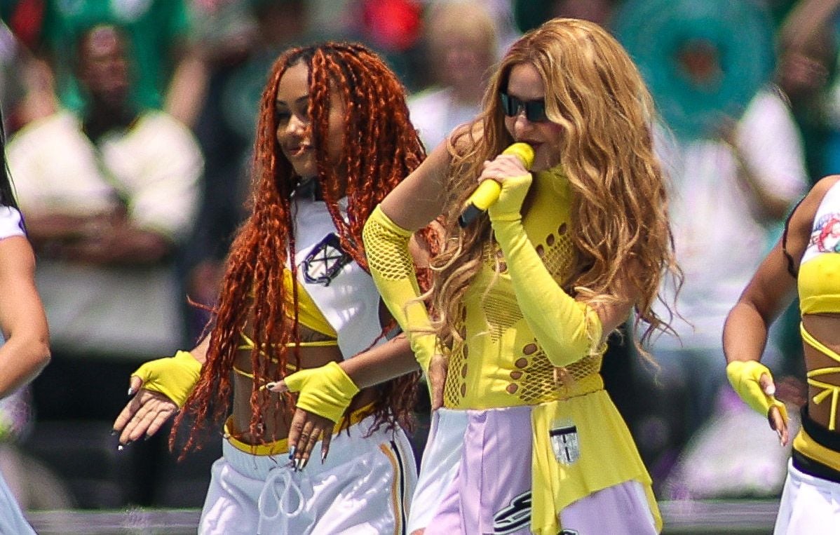 ¿Shakira o una doble? Conspiración en pleno apogeo tras la ceremonia de inauguración en México ¿Shakira o una doble? Conspiración en pleno apogeo tras la ceremonia de inauguración en México
